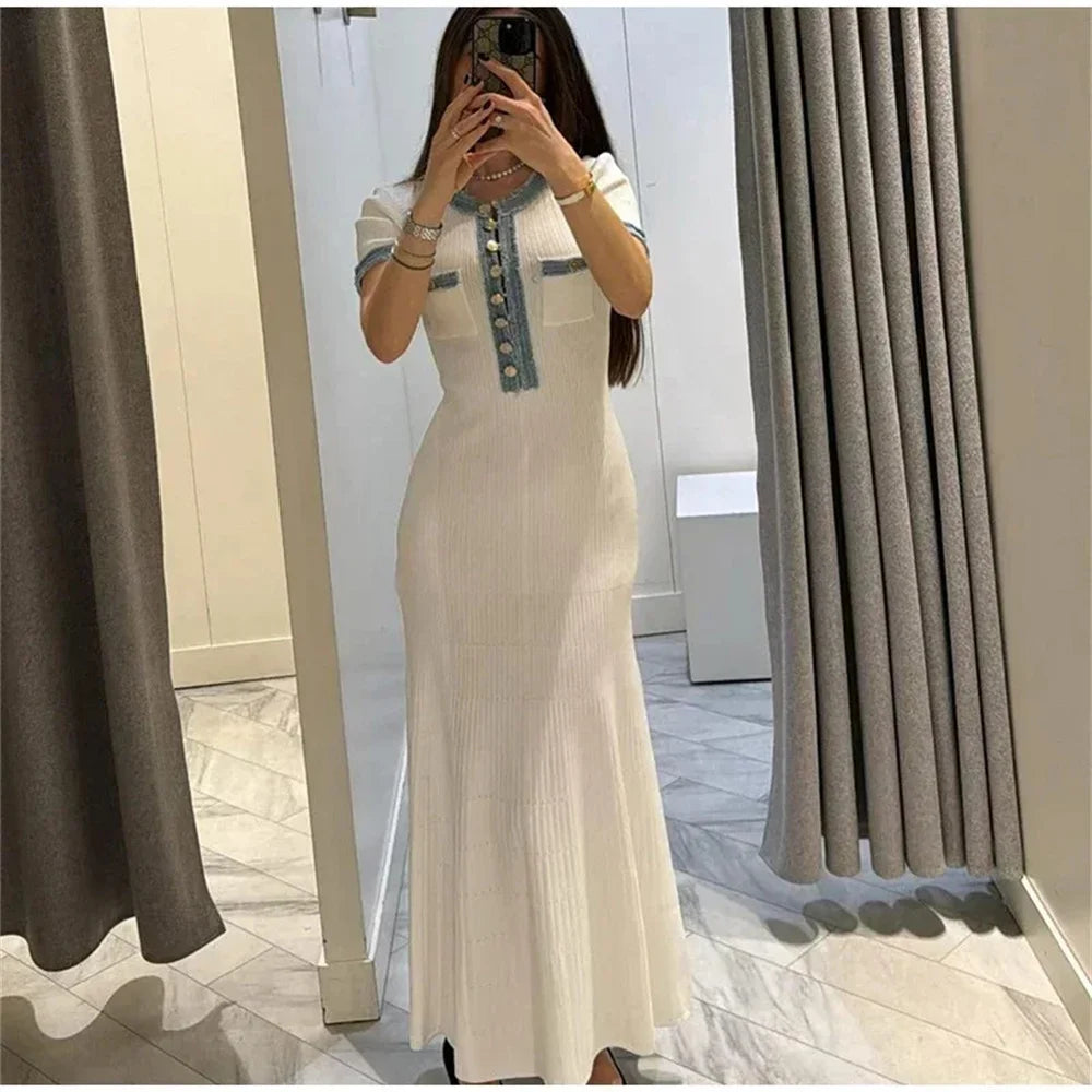 Elegant Contrasting Women Knit Maxi Dress