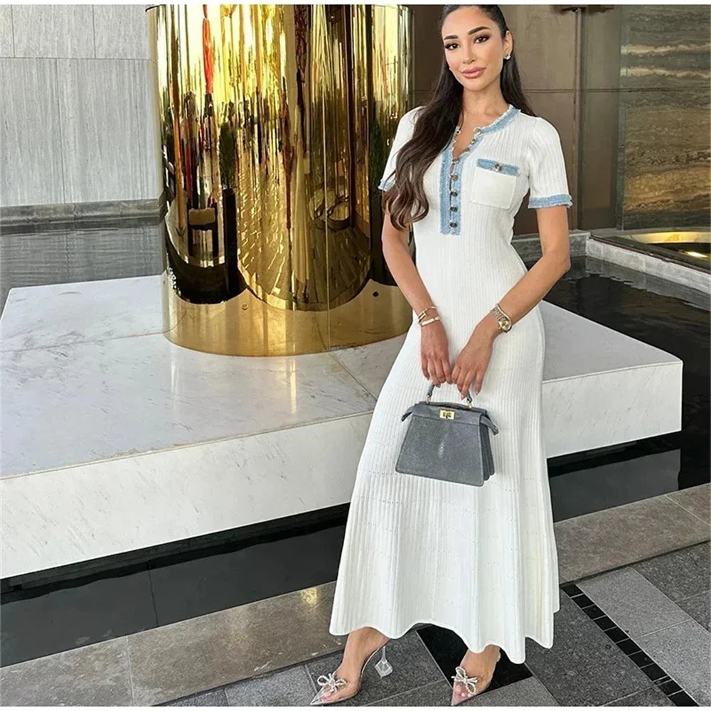 Elegant Contrasting Women Knit Maxi Dress