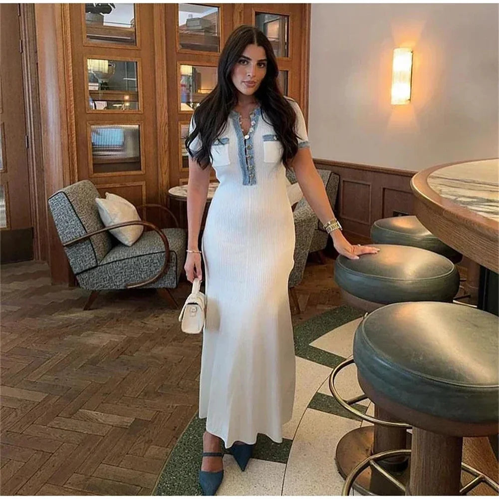 Elegant Contrasting Women Knit Maxi Dress